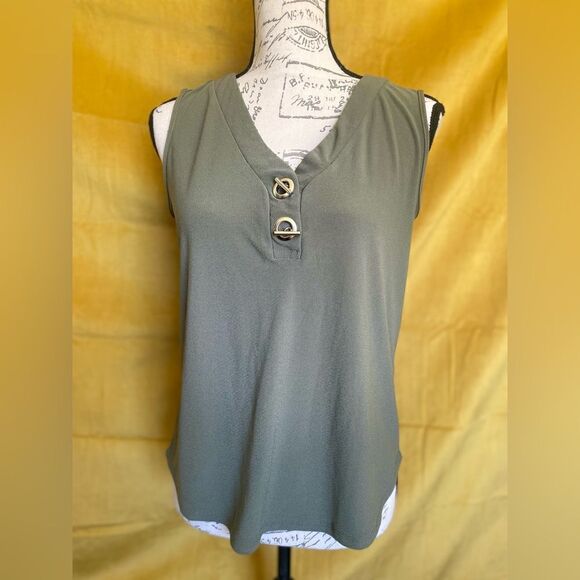 Madison - Olive Green Sleeveless Blouse - Size Medium - Picture 1 of 3